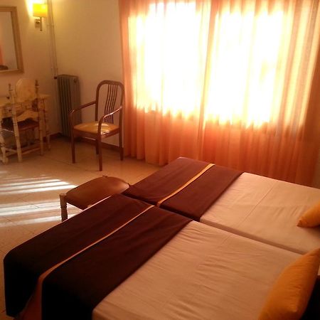 Hotel Hostal del Sol Sant Feliu de Guíxols Buitenkant foto