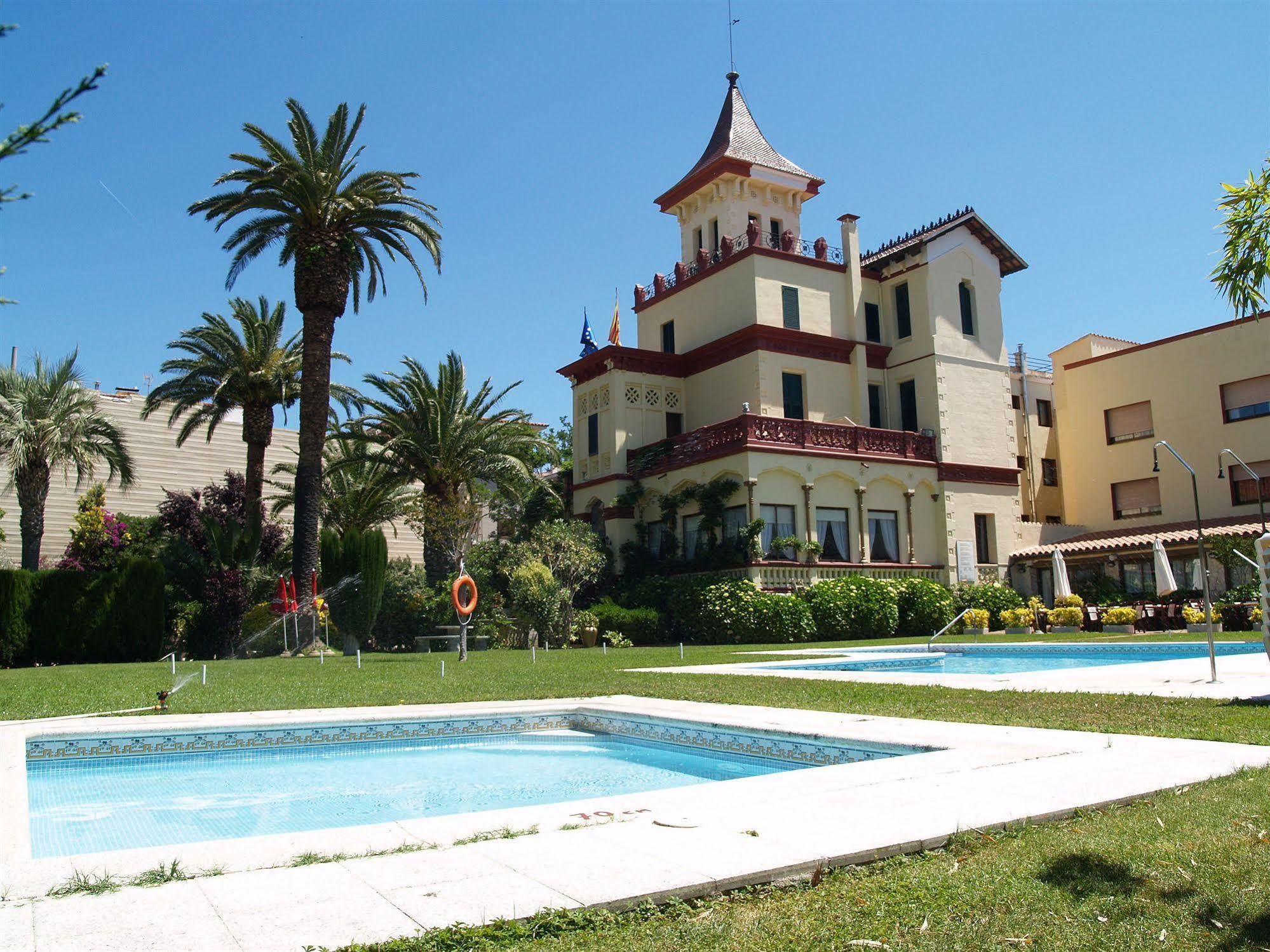 Hotel Hostal del Sol Sant Feliu de Guíxols Buitenkant foto